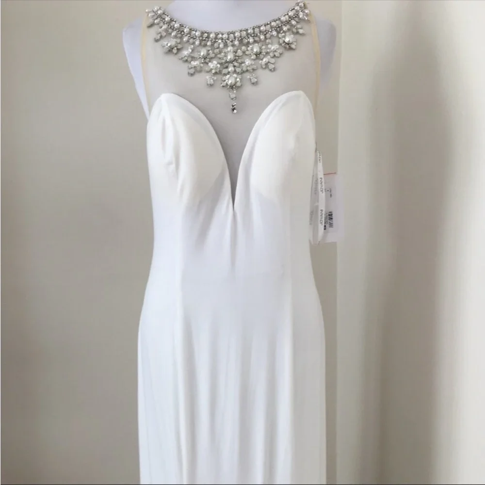 NWT DRESS - Picture 2 of 3